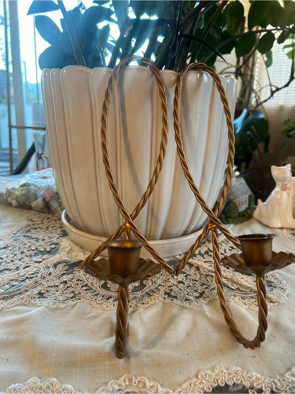 Vintage-Style Brass Twisted Metal Wall Candle Holders - Set of 2